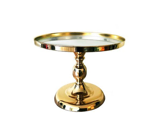 Elegant cake stand